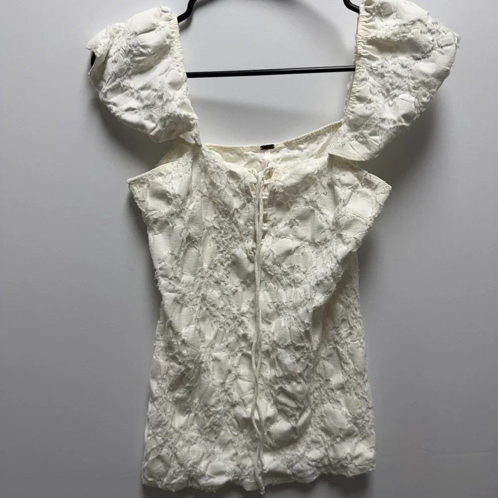 Free People Ivory Popsicle Top With Lace Up Detail Size Large - Picture 4 of 8